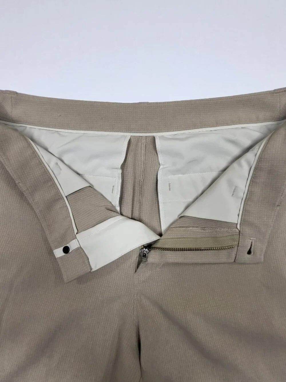 Lululemon Mens Commission Pant Slim Fit 34 Tan Khaki Grid Textured Trousers LM5A